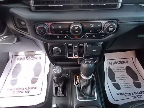 Used 2024 Jeep Wrangler Sahara w/ Technology Group image 19