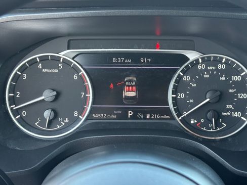 Used 2024 Nissan Rogue S AWD/4WD image 22