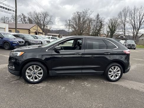 Used 2022 Ford Edge Titanium w/ Equipment Group 301A image 8
