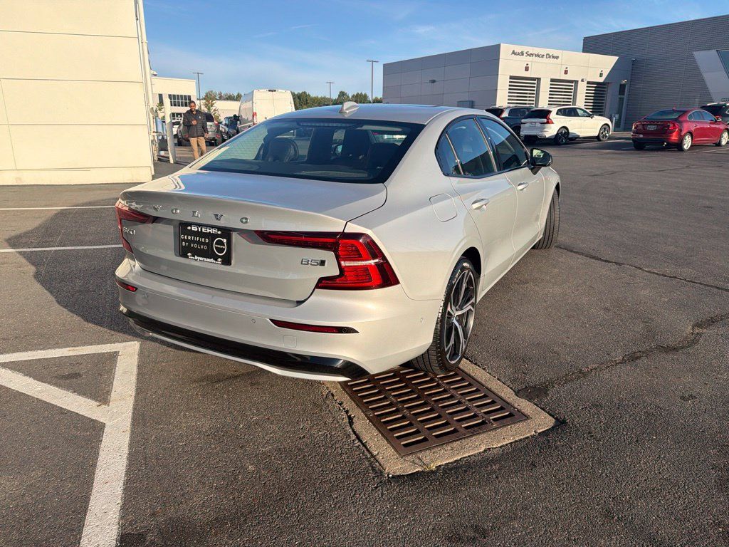 Certified 2024 Volvo S60 B5 Plus w/ Climate Package AWD/4WD image 4
