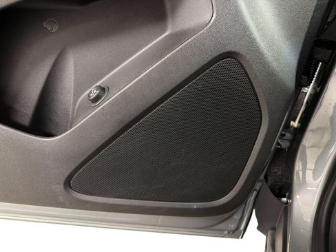 Used 2023 Chevrolet Equinox LT FWD image 25