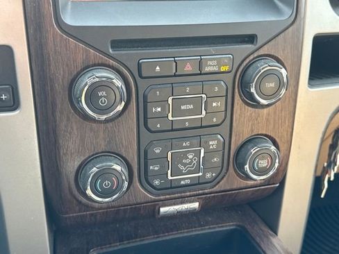 Used 2014 Ford F150 Lariat w/ Equipment Group 502A Luxury image 32