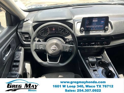Used 2024 Nissan Rogue SV FWD image 20