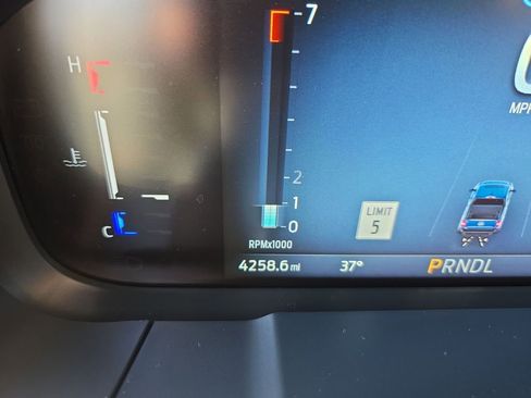 Certified 2025 Ford Maverick Lariat w/ Black Appearance Package image 23