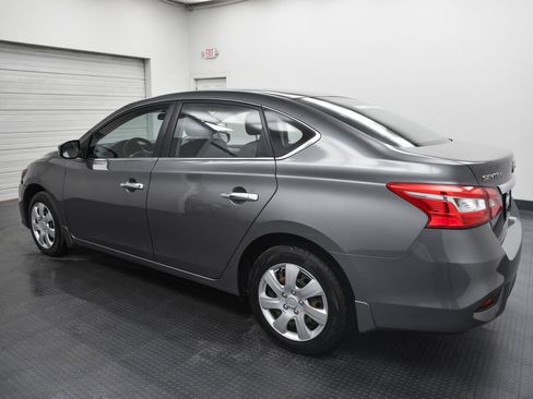 Used 2016 Nissan Sentra S image 6