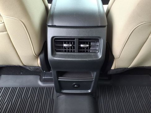 Certified 2024 Ford Edge SE AWD/4WD image 13