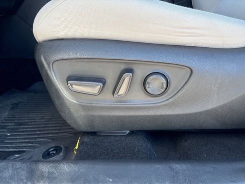 Used 2024 Toyota RAV4 XLE image 29