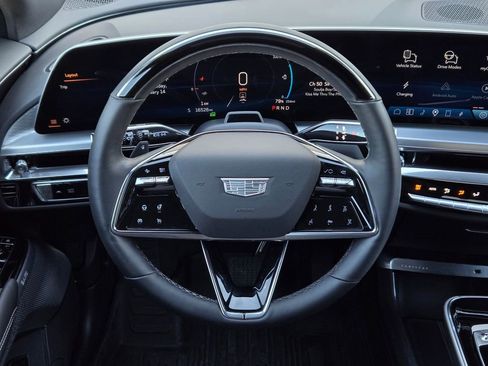 Certified 2025 Cadillac Lyriq Luxury w/ LPO, Floor Liner Package image 15