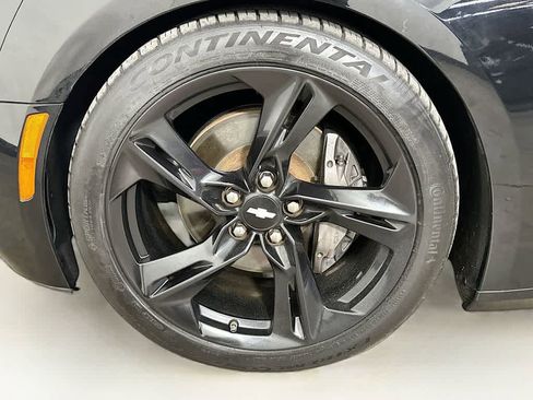 Used 2019 Chevrolet Camaro SS image 8