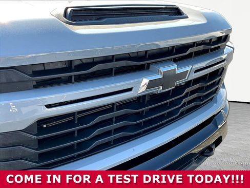Used 2025 Chevrolet Silverado 2500 Custom w/ Custom Convenience Package AWD/4WD image 28