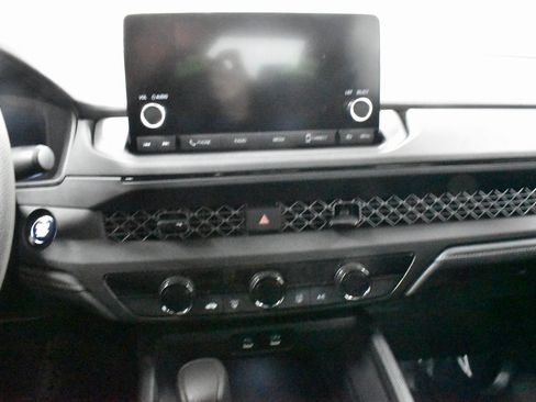 Certified 2023 Honda Accord LX image 21