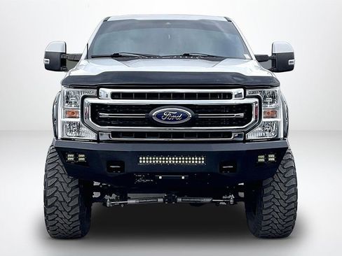 Used 2022 Ford F250 Lariat AWD/4WD image 2