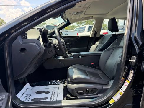 Used 2019 Lexus ES 350 w/ Premium Package FWD image 12