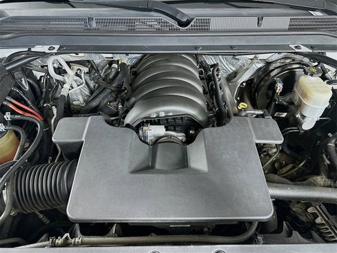 Used 2017 GMC Yukon SLT image 32