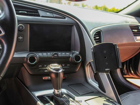 Used 2016 Chevrolet Corvette Z06 w/ Z07 Performance Package image 26