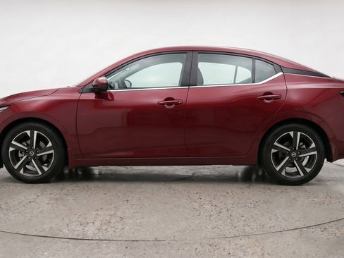 Used 2025 Nissan Sentra SV FWD image 5