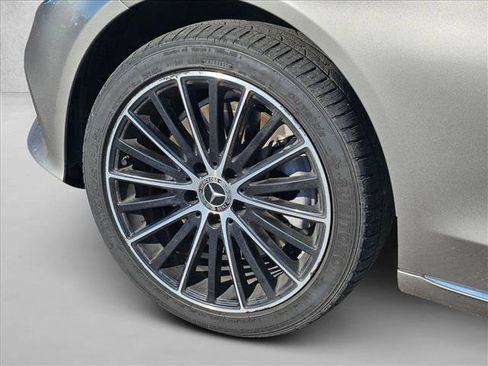Used 2019 Mercedes-Benz C 300 4MATIC Sedan image 20