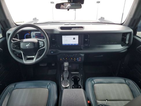 Used 2023 Ford Bronco 4-Door AWD/4WD image 11