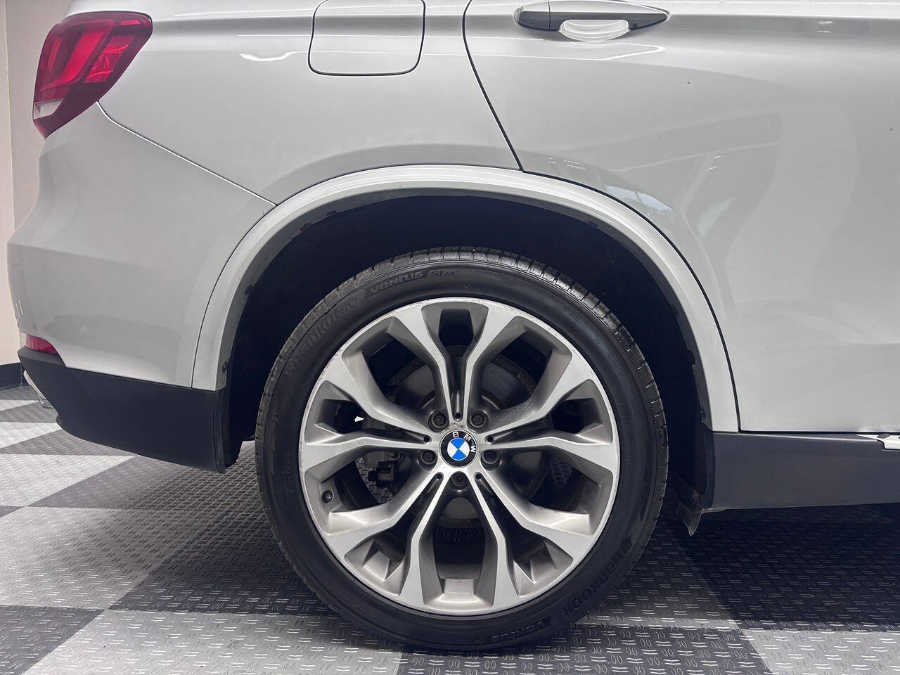 Used 2016 BMW X5 xDrive40e AWD/4WD image 7