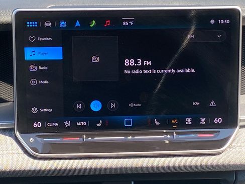 Certified 2025 Volkswagen Tiguan S AWD/4WD image 9