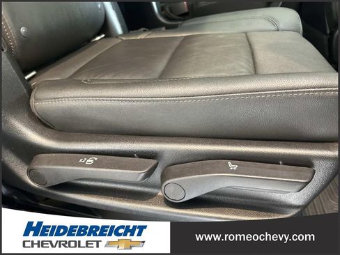 Used 2022 Chevrolet Tahoe LT image 32