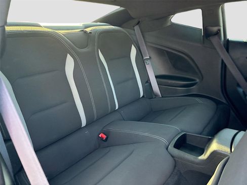 Used 2016 Chevrolet Camaro LT w/ Technology Package image 27