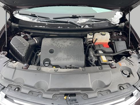 Used 2023 Chevrolet Traverse LT w/ LPO, Floor Liner Package image 42