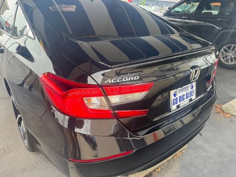 Used 2020 Honda Accord Sport image 3