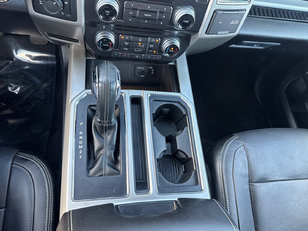 Used 2015 Ford F150 Lariat w/ Equipment Group 502A Luxury RWD image 21