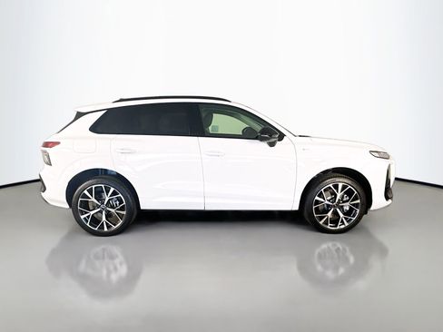 New 2026 Audi Q3 quattro 2.0T AWD/4WD image 8