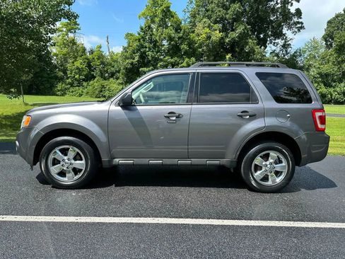 Used 2011 Ford Escape XLT w/ 203A Rapid Spec Order Code image 9