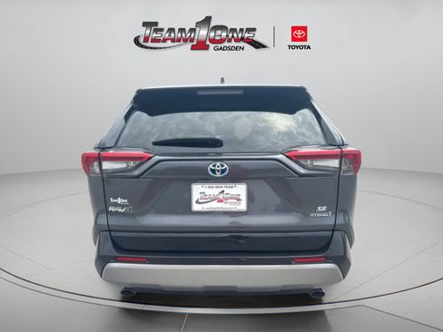 Used 2022 Toyota RAV4 SE w/ Convenience Package AWD/4WD image 6