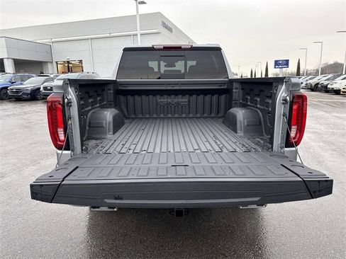 New 2026 GMC Sierra 1500 SLT w/ SLT Premium Plus Package image 7