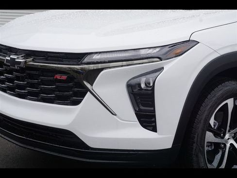 New 2026 Chevrolet Trax RS FWD image 20