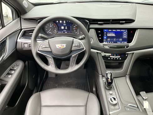 Used 2026 Cadillac XT5 Premium Luxury w/ LPO, Floor Liner Package AWD/4WD image 14