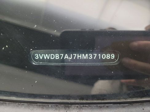 Used 2017 Volkswagen Jetta SE FWD image 33