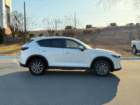 Used 2023 MAZDA CX-5 AWD 2.5 S w/ Select Package image 6