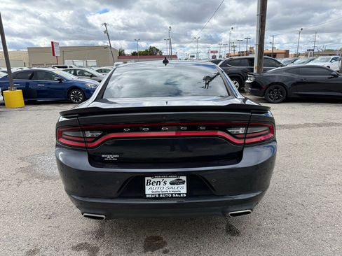 Used 2019 Dodge Charger SXT image 7