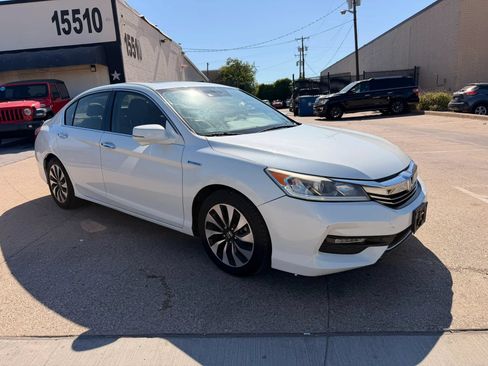 Used 2017 Honda Accord EX-L image 7