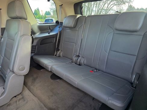 Used 2015 GMC Yukon Denali w/ Touring Package image 9