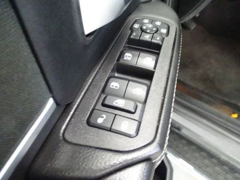 Certified 2026 RAM 2500 Big Horn AWD/4WD image 10