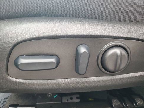 Used 2024 Chevrolet Malibu LT image 17