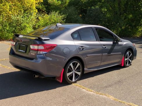 Used 2018 Subaru Impreza 2.0i Sport image 4