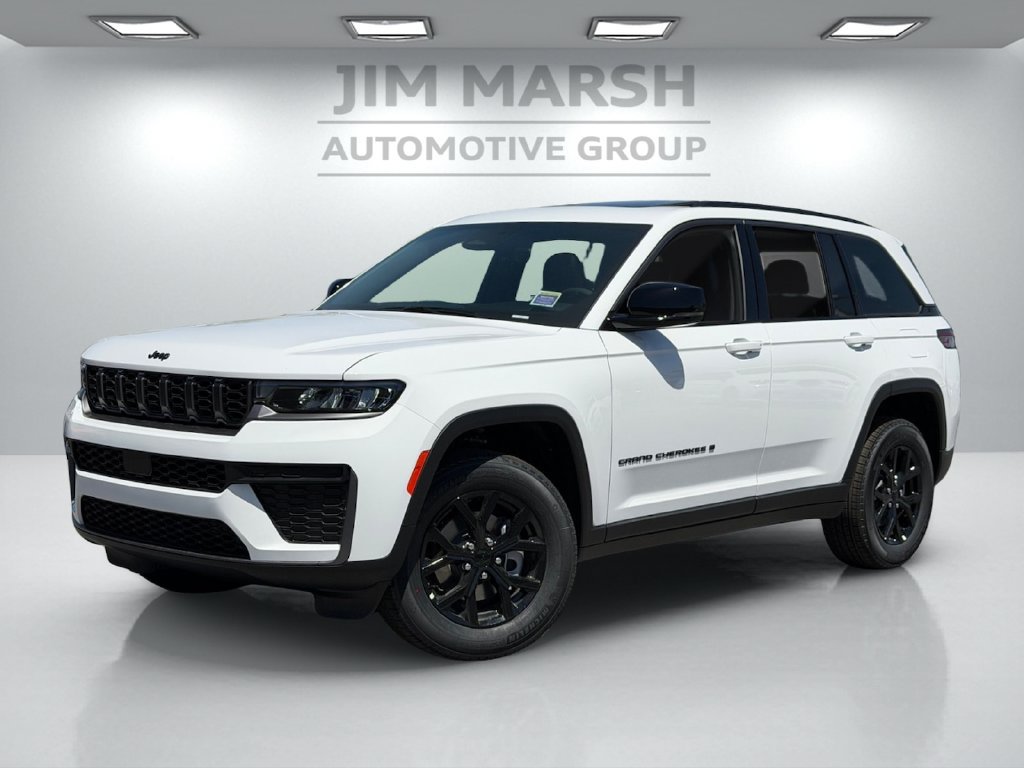 New 2026 Jeep Grand Cherokee Altitude RWD image 2