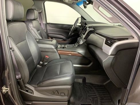 Used 2017 GMC Yukon SLT w/ Open Road Package AWD/4WD image 26