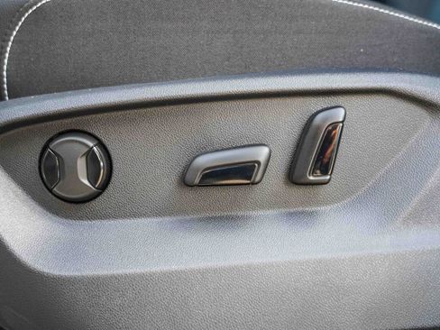 New 2026 Volkswagen Atlas SE image 27