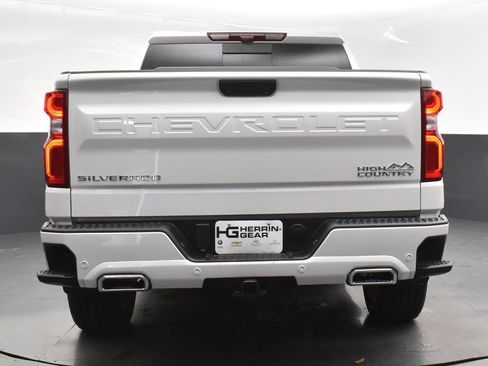 New 2025 Chevrolet Silverado 1500 High Country AWD/4WD image 6