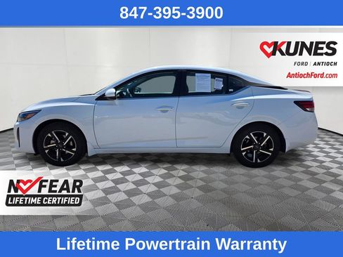 Used 2024 Nissan Sentra SV FWD image 4