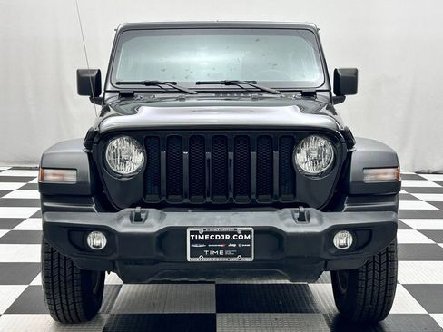 Used 2019 Jeep Wrangler Unlimited Sport S image 3
