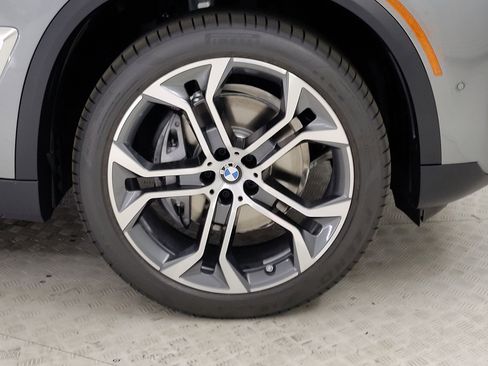 Used 2026 BMW X5 sDrive40i w/ Parking Assistance Package RWD image 4